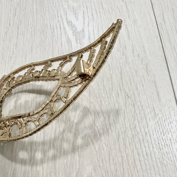 BCBG Max Azria Crystal Masquerade Mask (handheld) - Picture 5 of 8